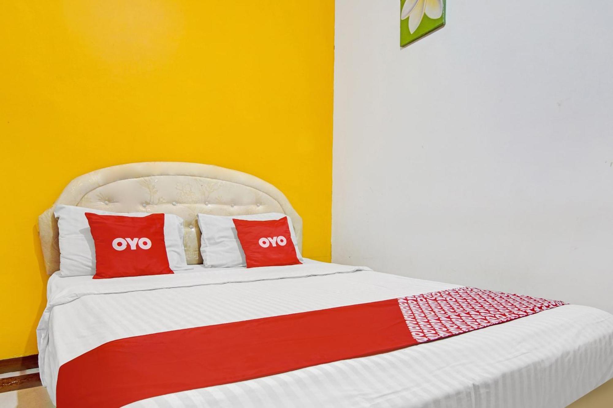 Hotel Super Oyo 90422 Mall Of Indonesia 2*