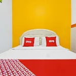 OYO 90422 Mall Of Indonesia