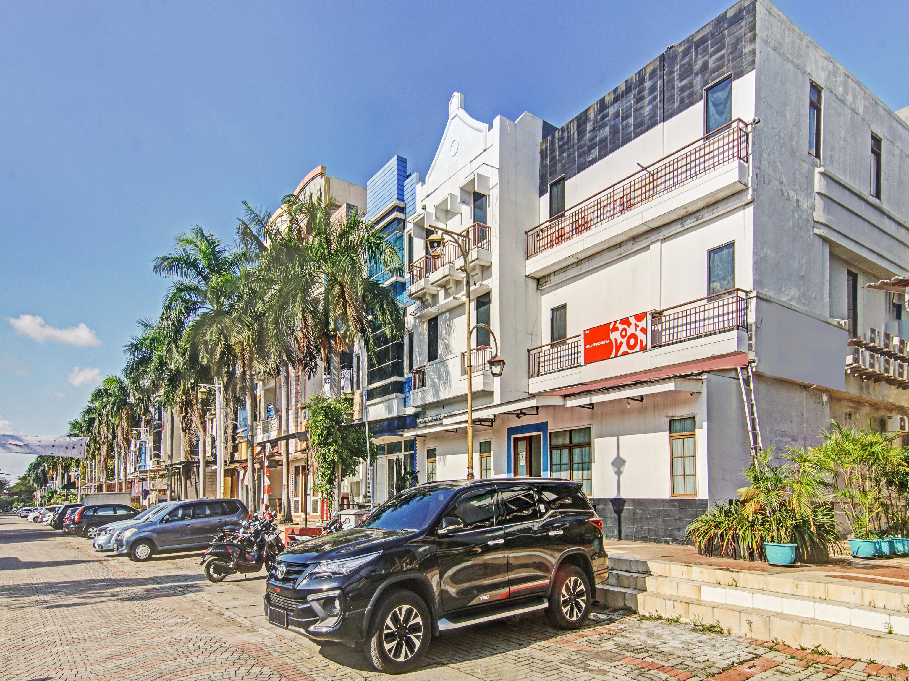 Super Oyo 90422 Mall Of Indonesia 2*